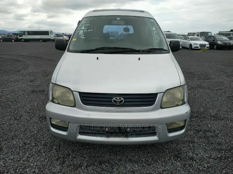 Toyota TownAce 1999 Silver