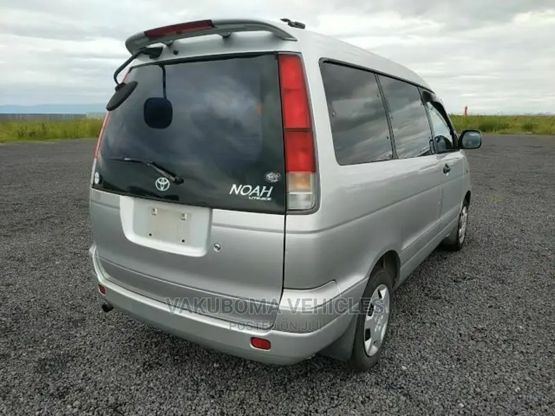 Toyota TownAce 1999 Silver