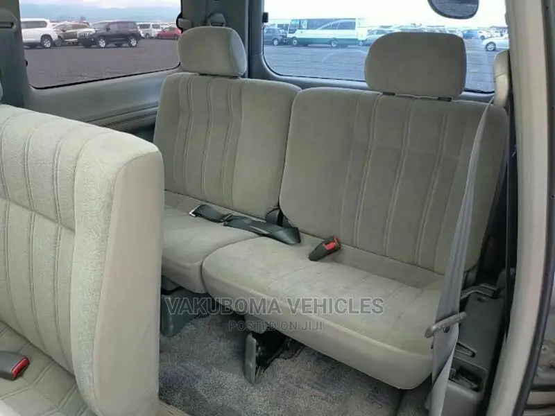 Toyota TownAce 1999 Silver