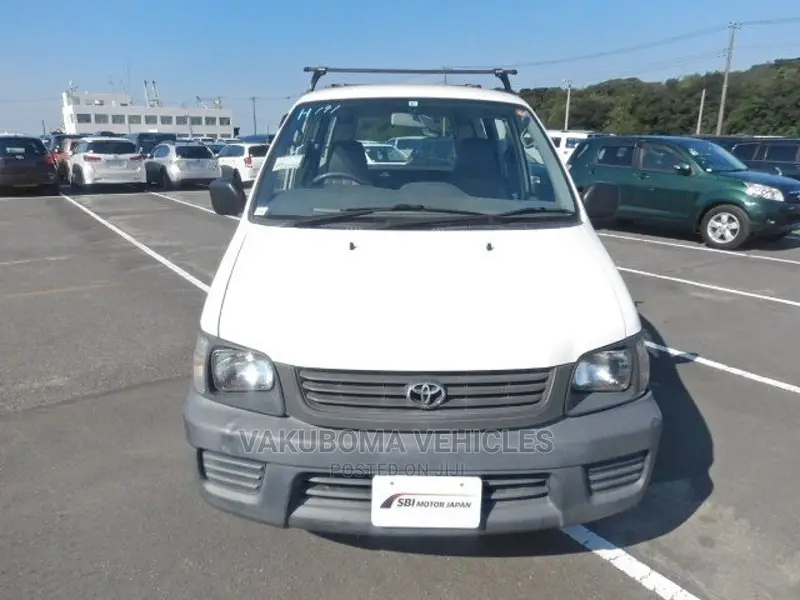 Toyota Lite-Ace 2001 White