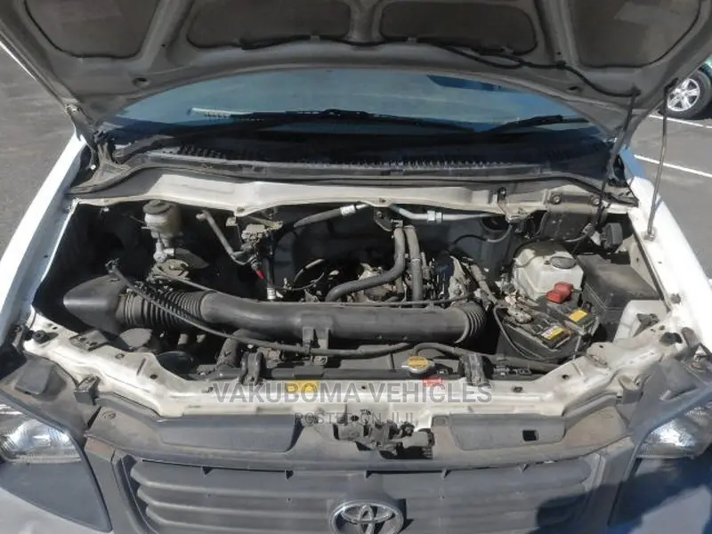 Toyota Lite-Ace 2001 White