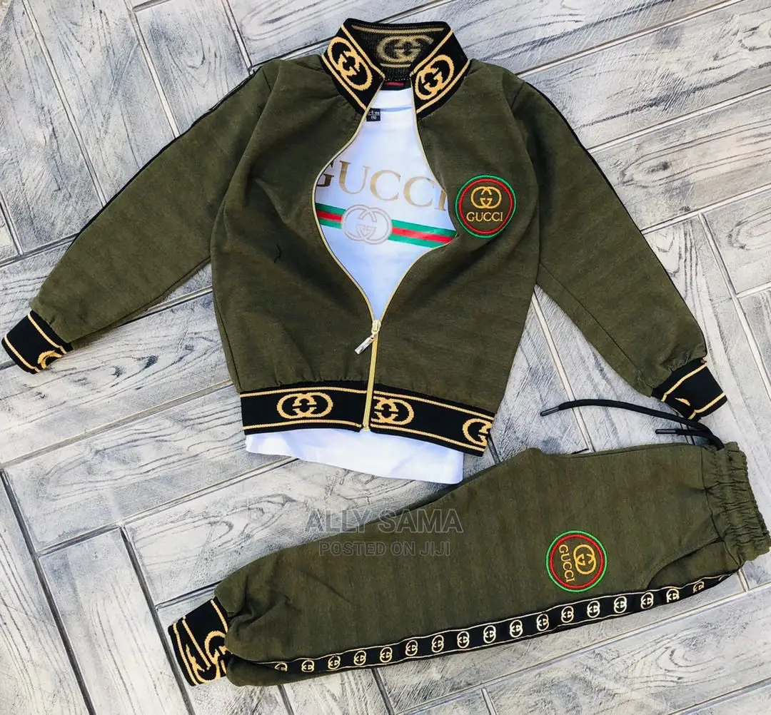 Tracksuit Full