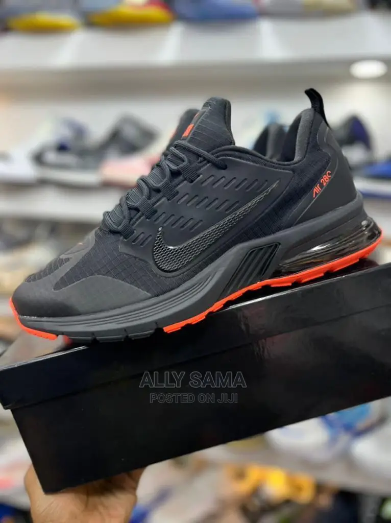 Nike Air 28c Black