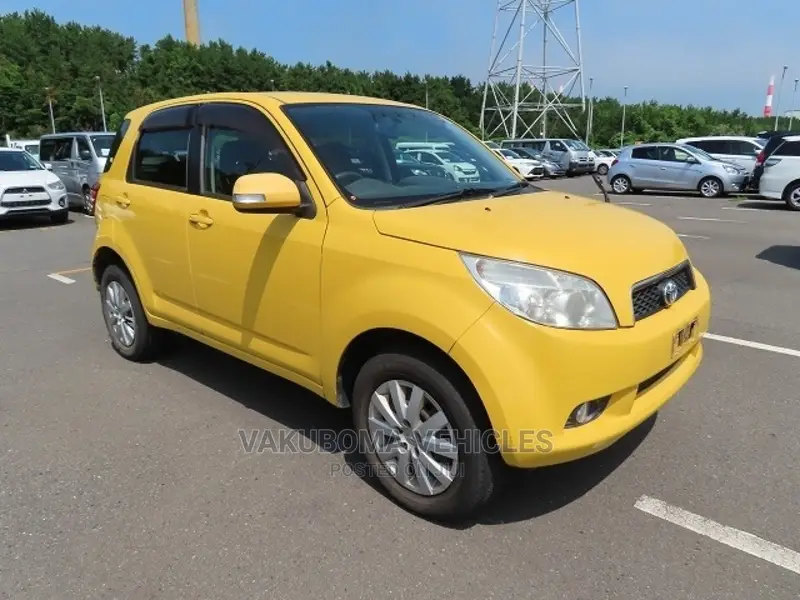 Toyota Rush 2006 Yellow