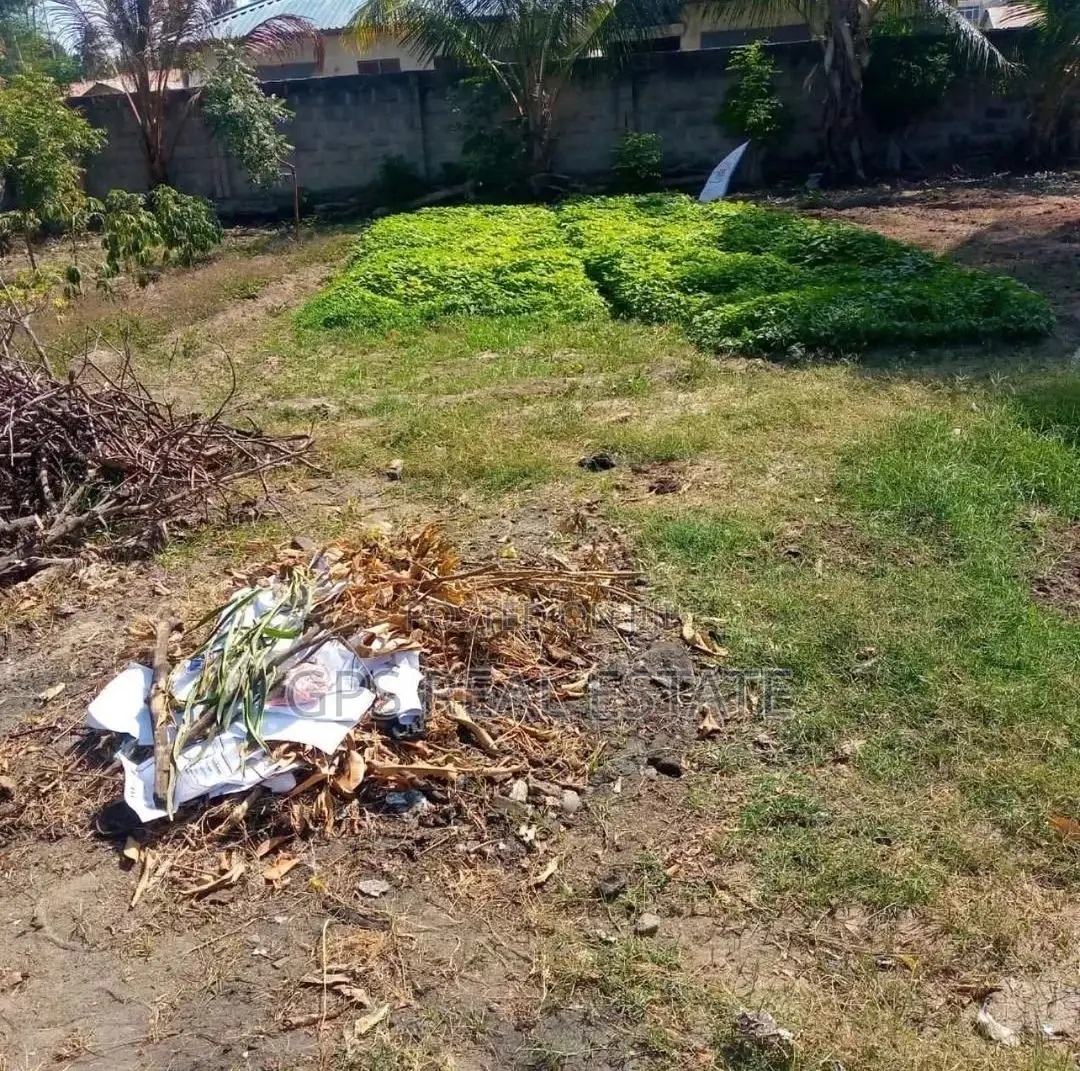 Plot for Sale Ar Tegeta Dawasco.