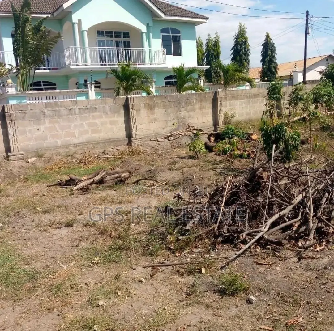Plot for Sale Ar Tegeta Dawasco.