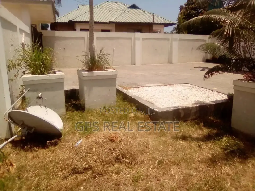 3bdrm House in Tegeta Masaiti, Kinondoni for Sale