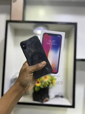 Apple iPhone X 64 GB Black