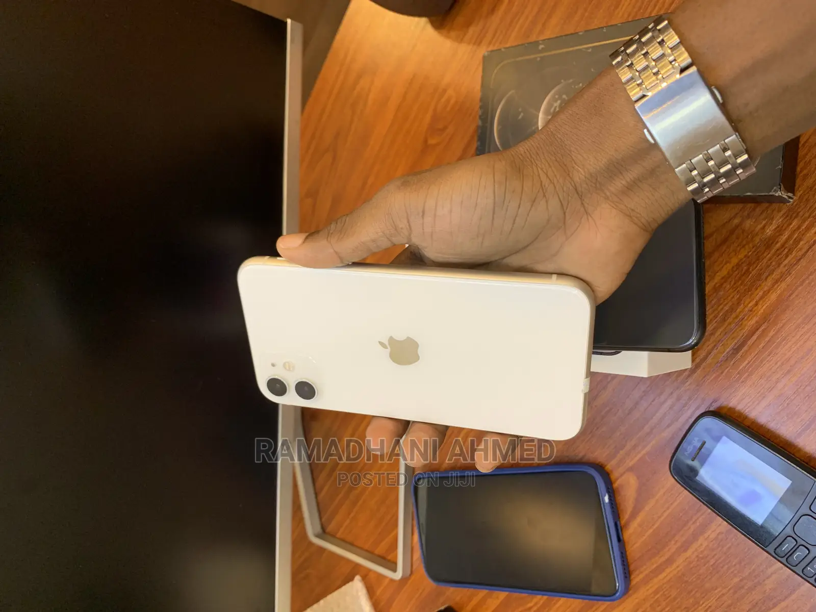 Apple iPhone 11 64 GB White