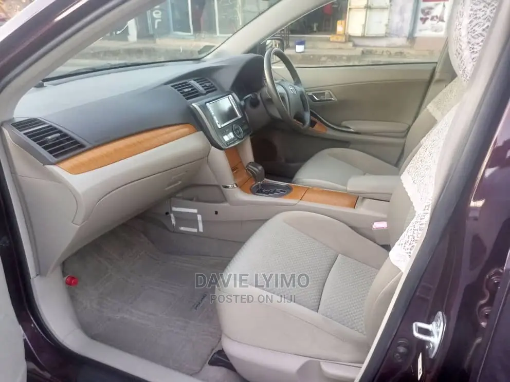 Toyota Corona Premio 2001 Red