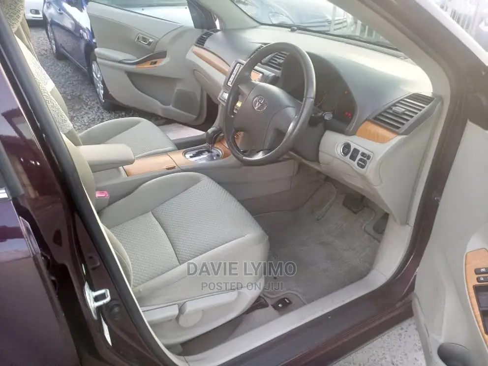 Toyota Corona Premio 2001 Red