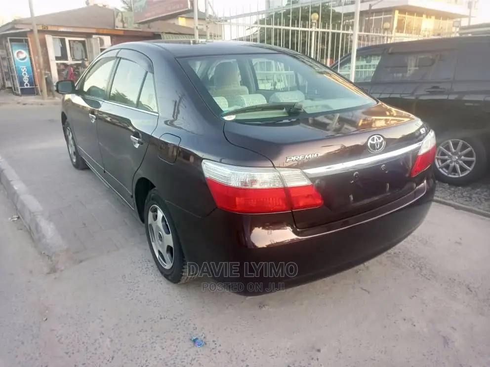 Toyota Corona Premio 2001 Red