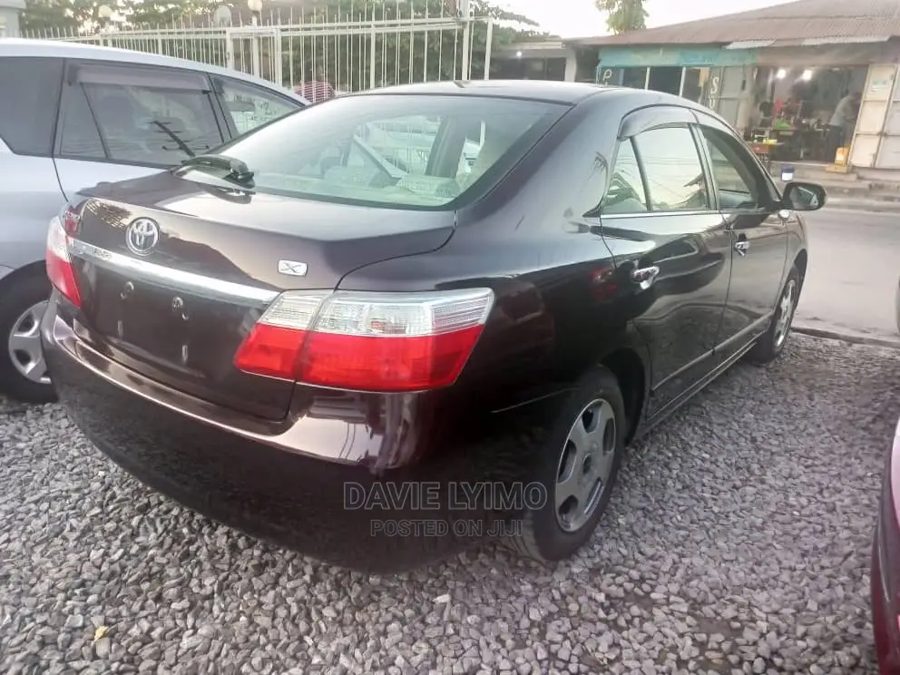 Toyota Corona Premio 2001 Red