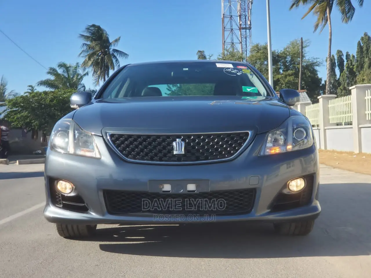 Toyota Crown 2009 Gray