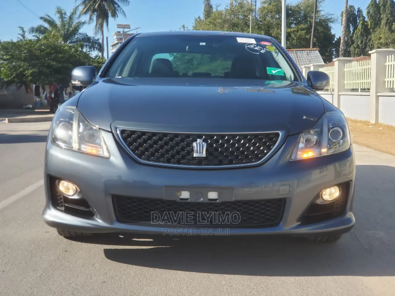 Toyota Crown 2009 Gray
