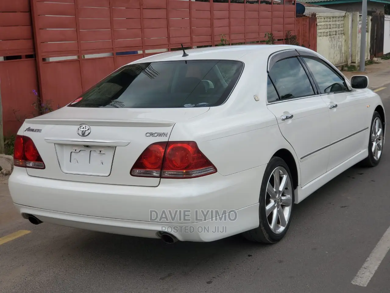 Toyota Crown 2005 Pearl