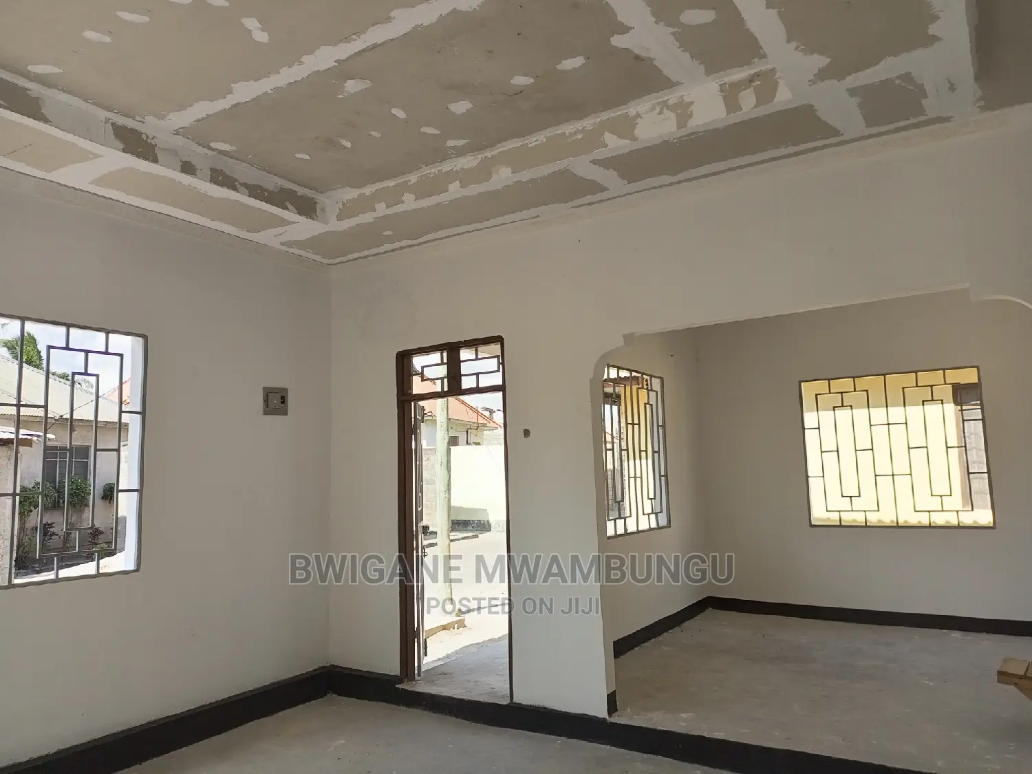3bdrm Apartment in Chamazi Magengen, Mbagala for Sale