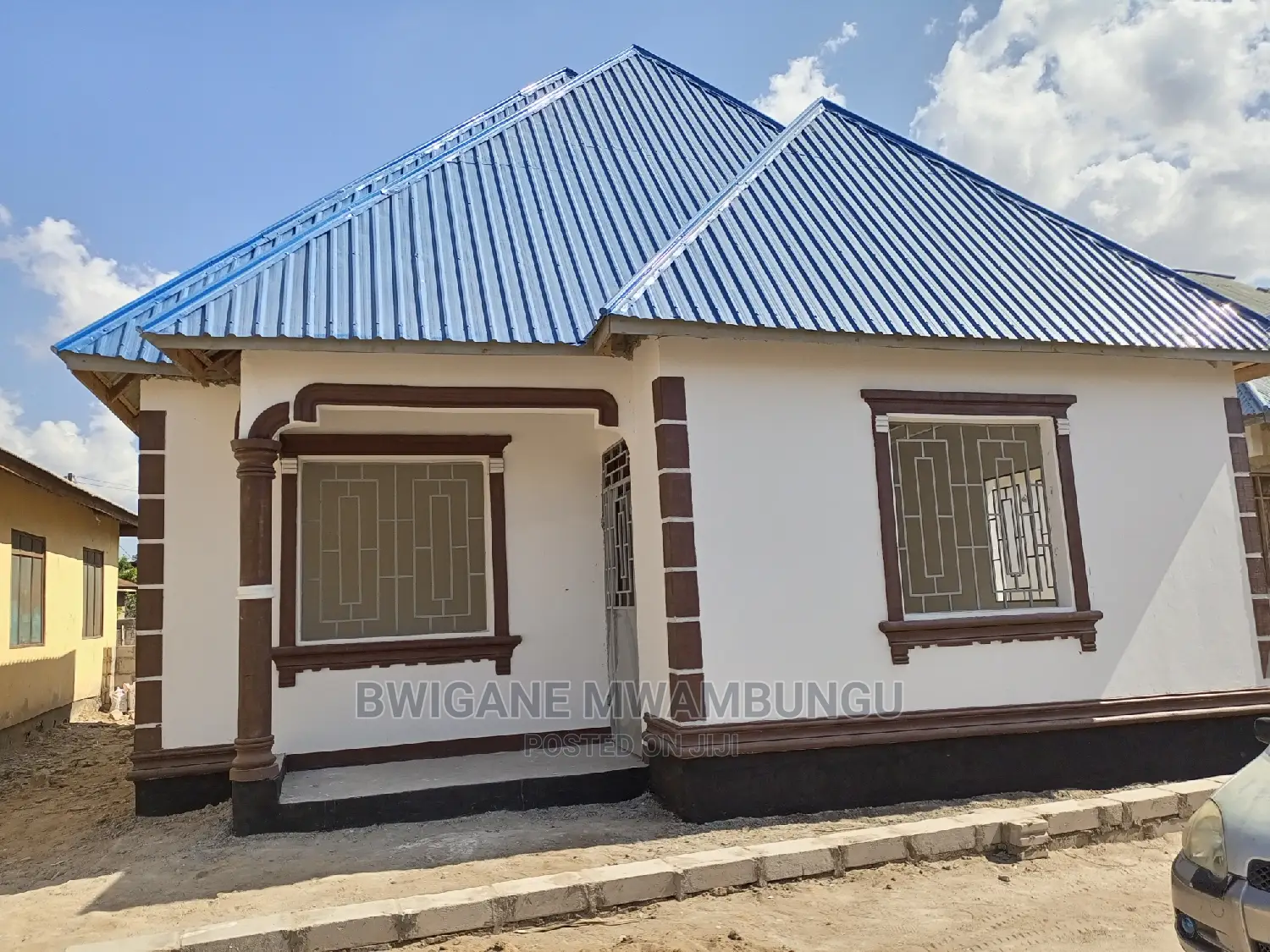 3bdrm Apartment in Chamazi Magengen, Mbagala for Sale
