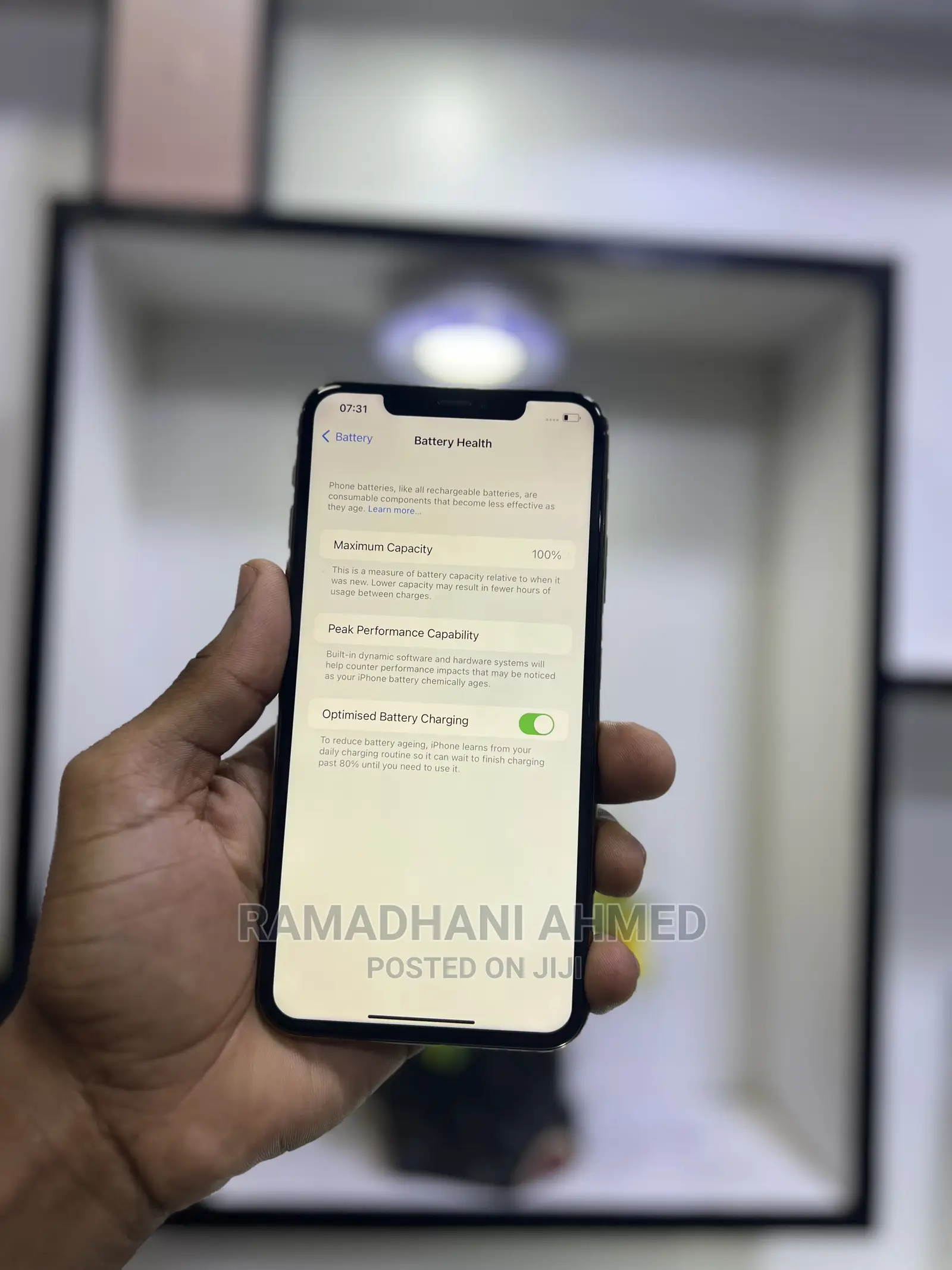 Apple iPhone 11 Pro Max 64 GB Gold