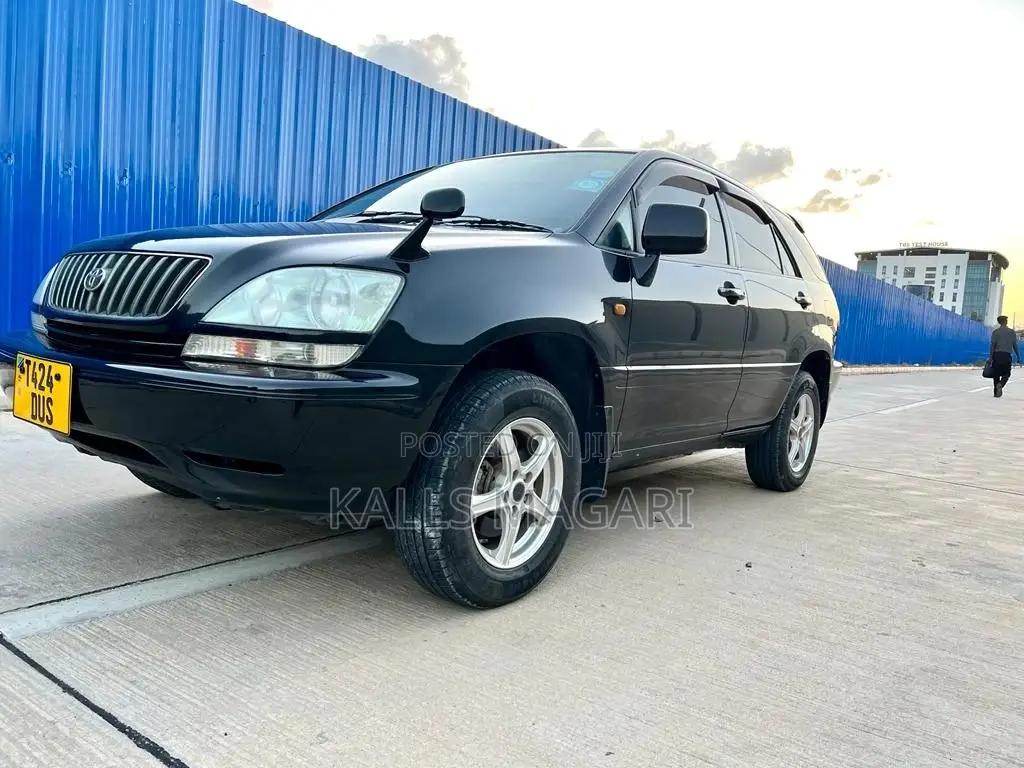 Toyota Harrier 2001 Black