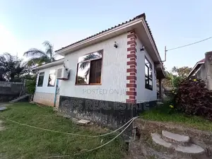 4bdrm House in Mpigi Magoe, Kinondoni for Sale