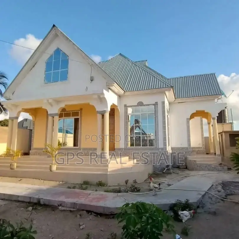 4bdrm House in Kibada, Kinondoni for Sale