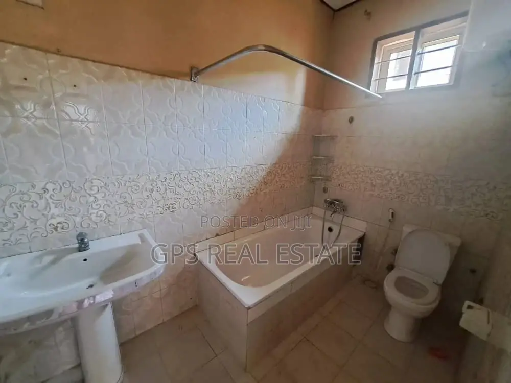 3bdrm House in Mbezi Beach, Kinondoni for Sale