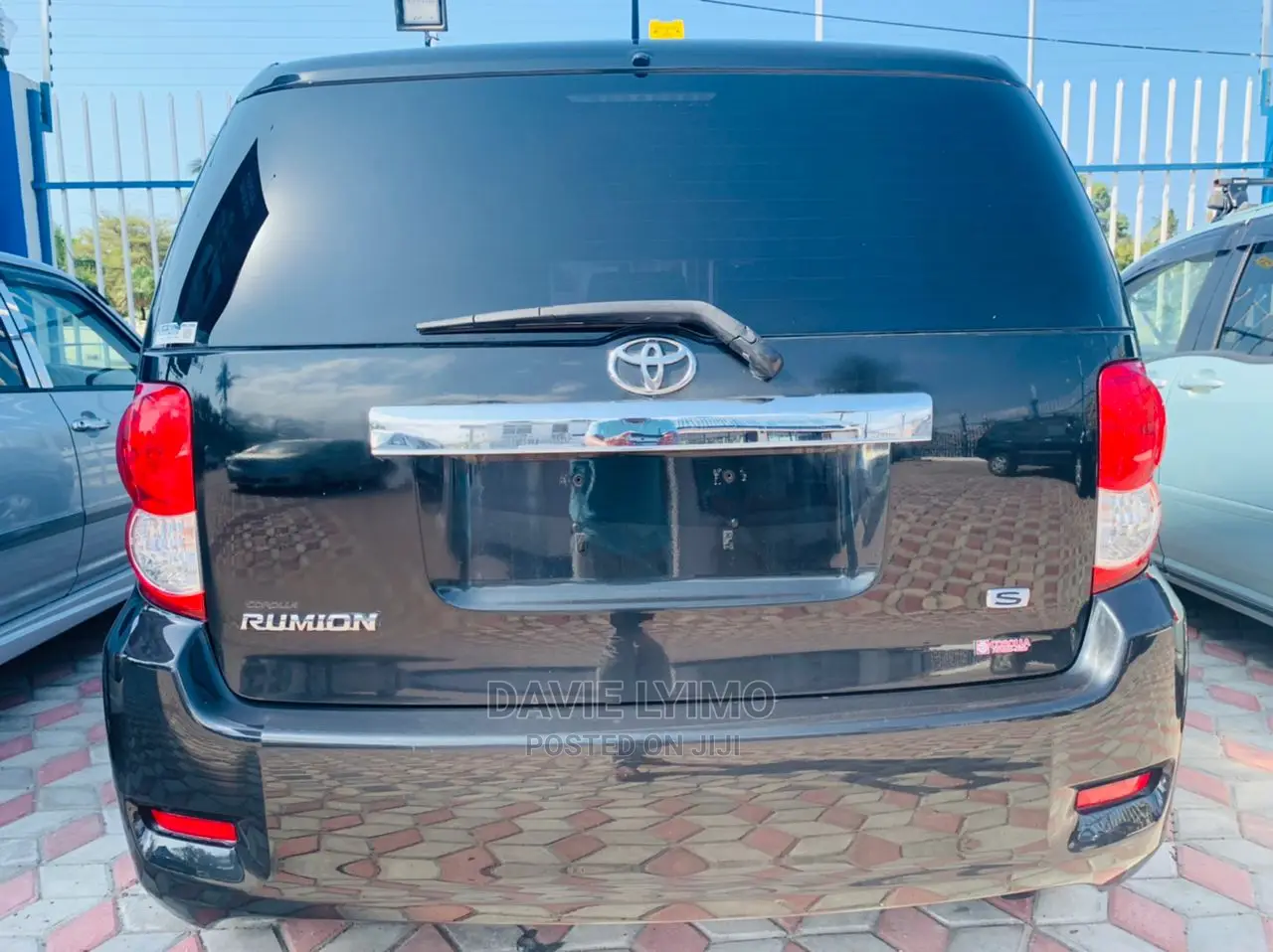 Toyota Corolla Rumion 2007 Black