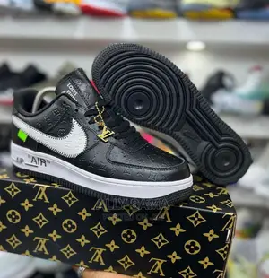 Nike LV Black White