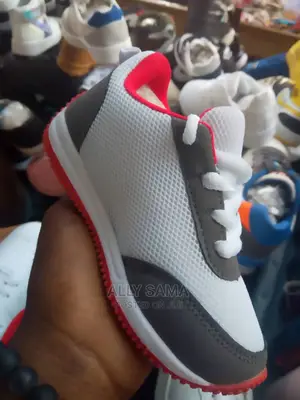 Sports Shoes Kid