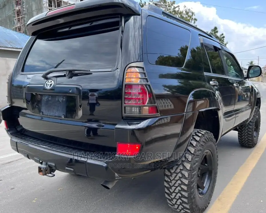 Toyota Hilux Surf 2005 Black