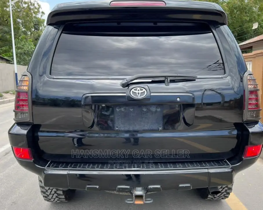 Toyota Hilux Surf 2005 Black