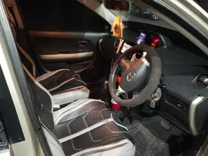 Toyota IST 2004 Silver