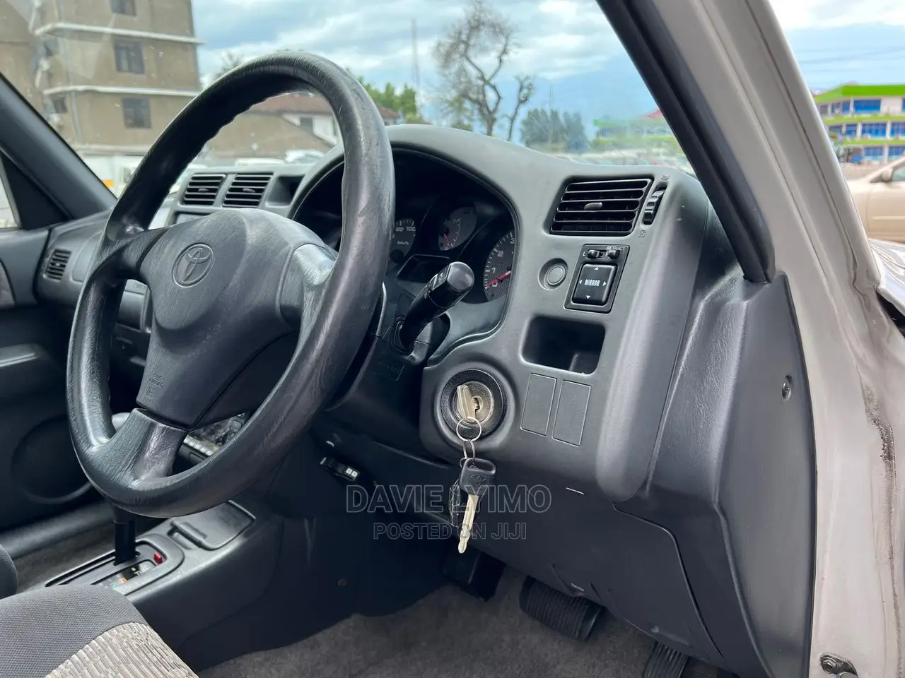 Toyota RAV4 Cabriolet 1998 Pearl