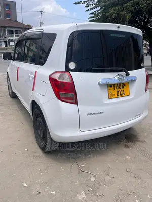 Toyota Ractis 2007 White