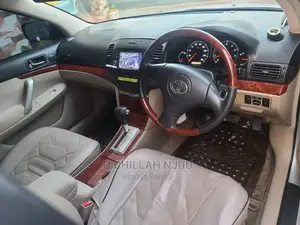 Toyota Premio 2005 Silver