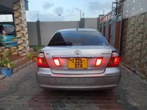 Toyota Premio 2005 Silver