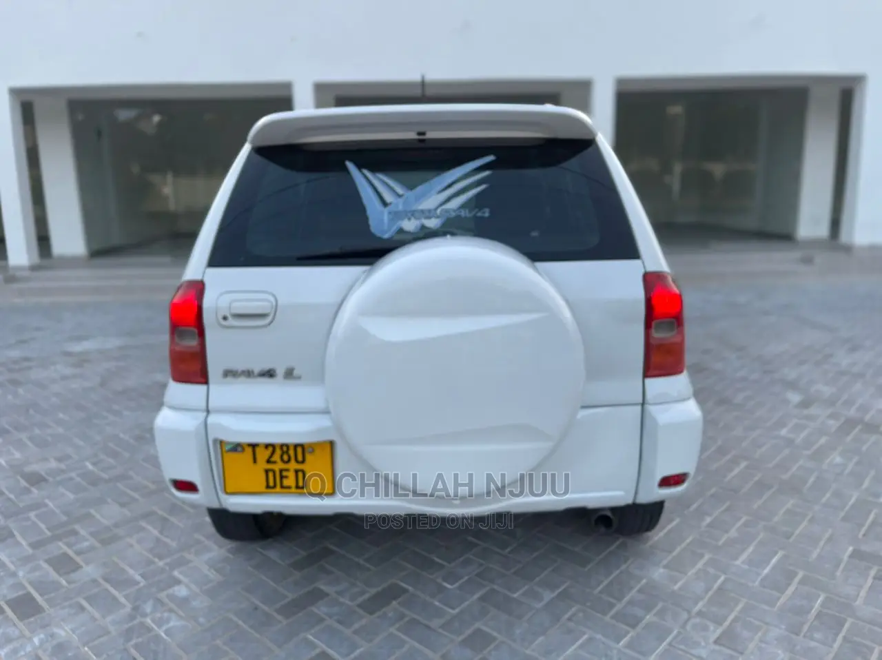 Toyota RAV4 Automatic 2003 White