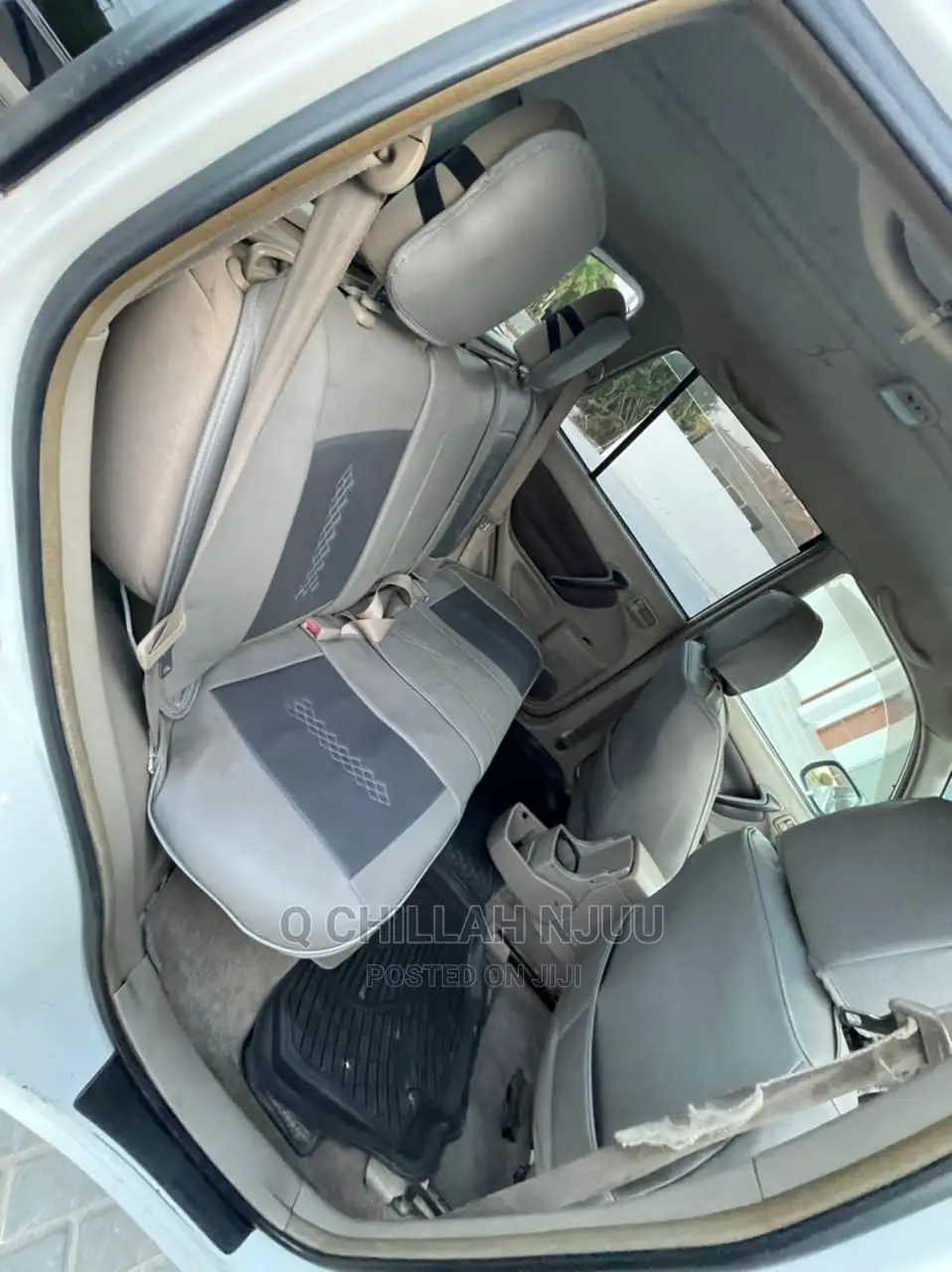 Toyota RAV4 Automatic 2003 White