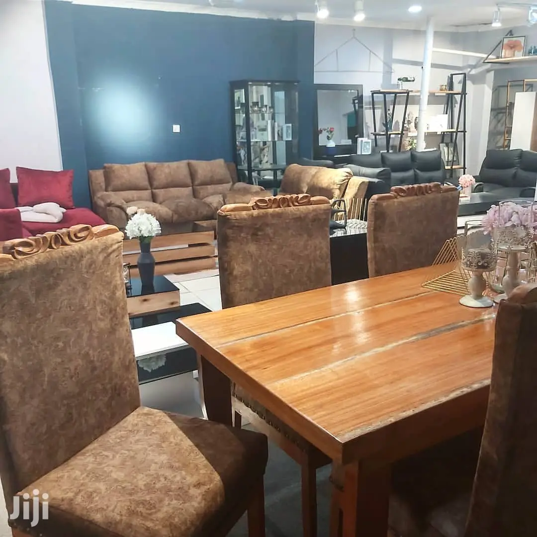 Dinning Table