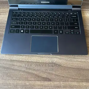 New Laptop Samsung Chromebook Pro 8GB Intel Core I5 SSD 256GB