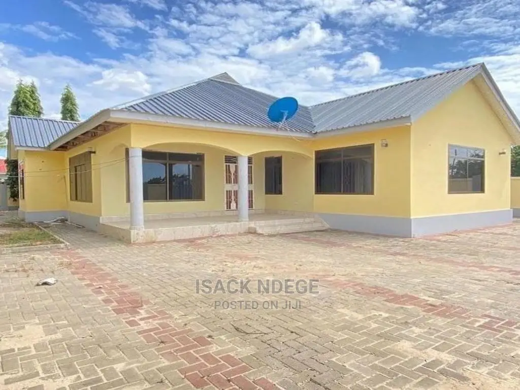 3bdrm House in Mbweni, Kinondoni for Sale