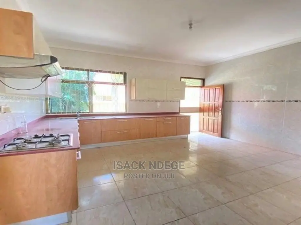 3bdrm House in Mbweni, Kinondoni for Sale