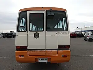 Mitsubishi Fuso Rosa 1993 Orange