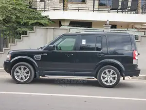 Land Rover Discovery 2010 Gray