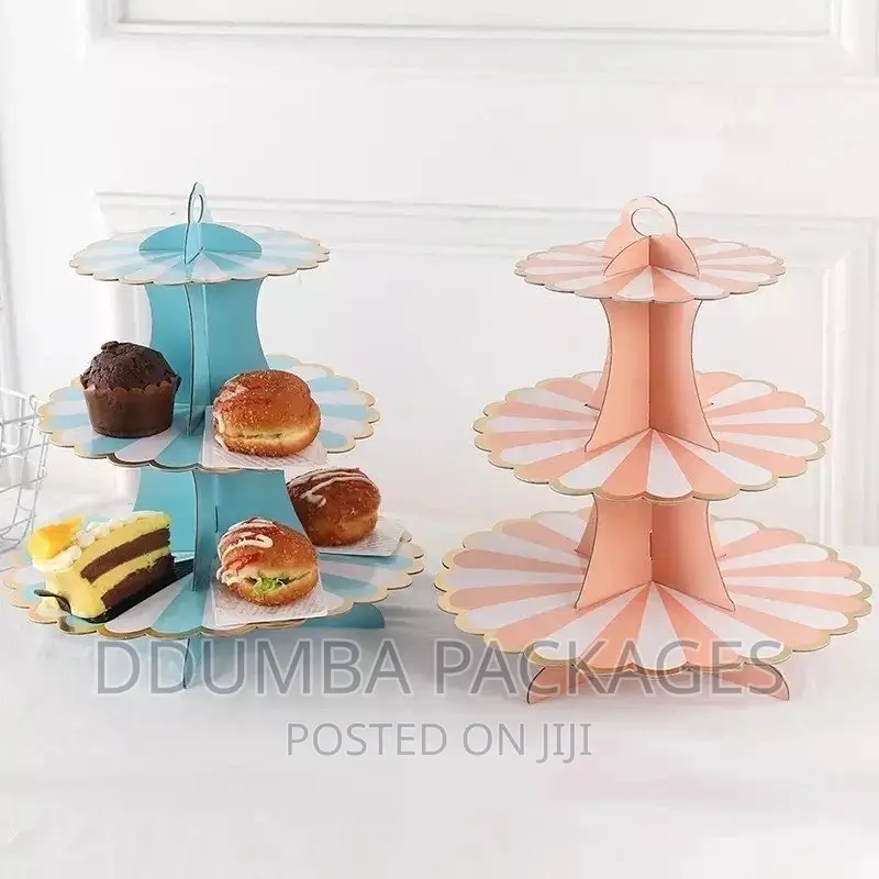 Paper Cupcakes Stands Rangi Tofauti