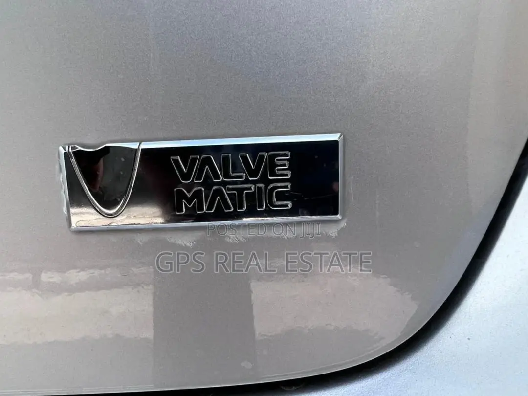 Toyota Wish 2009 Silver