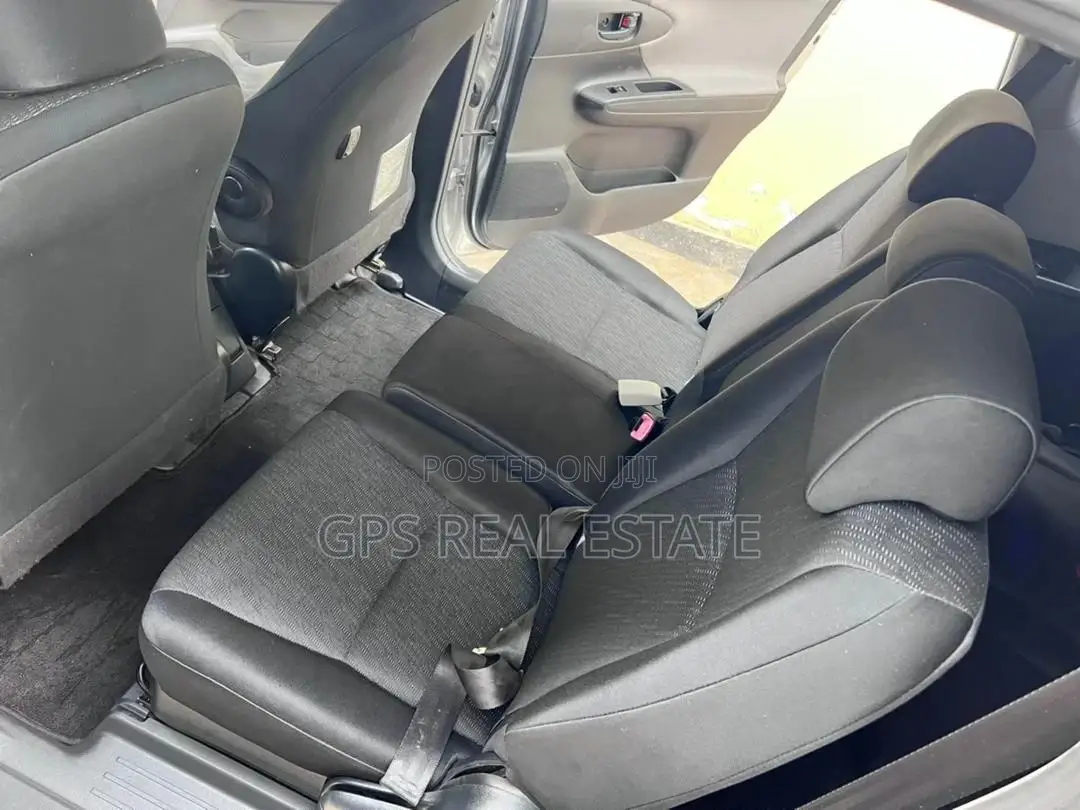 Toyota Wish 2009 Silver