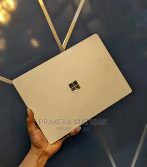New Laptop Microsoft Surface Laptop 2 16GB Intel Core I7 SSD 512GB