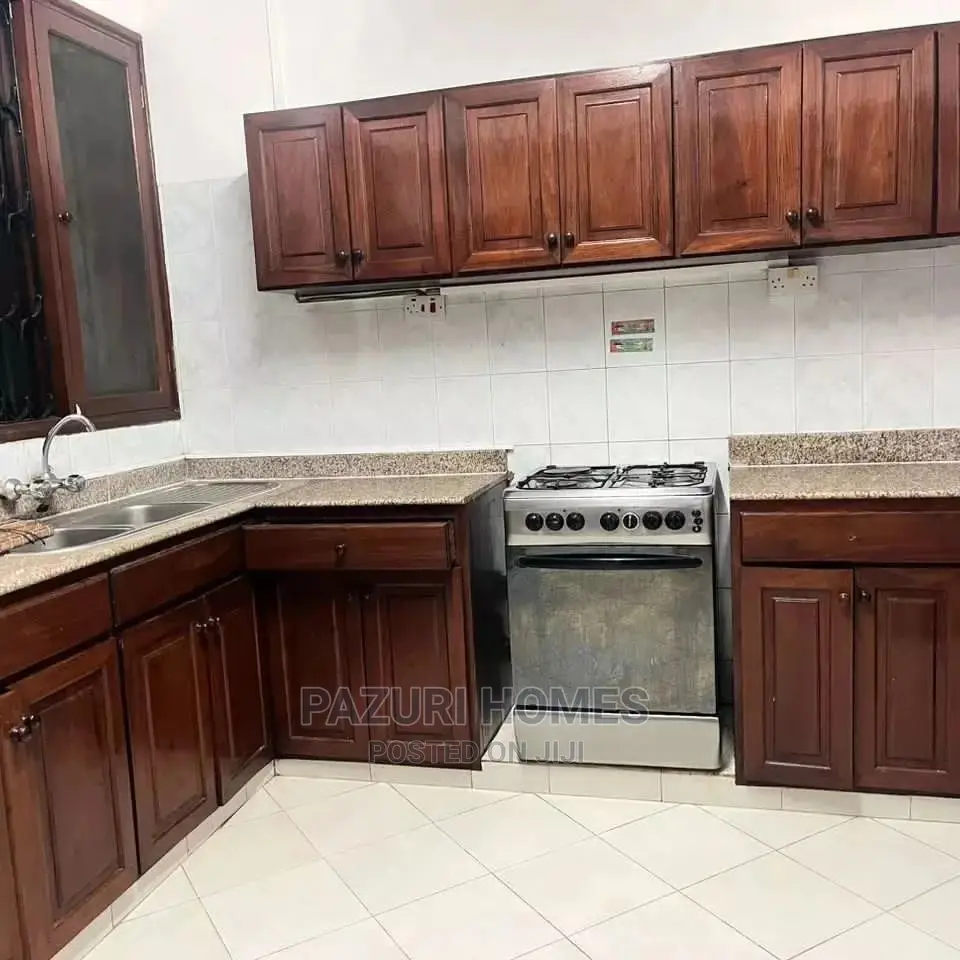 4bdrm Bungalow in Masaki for Rent